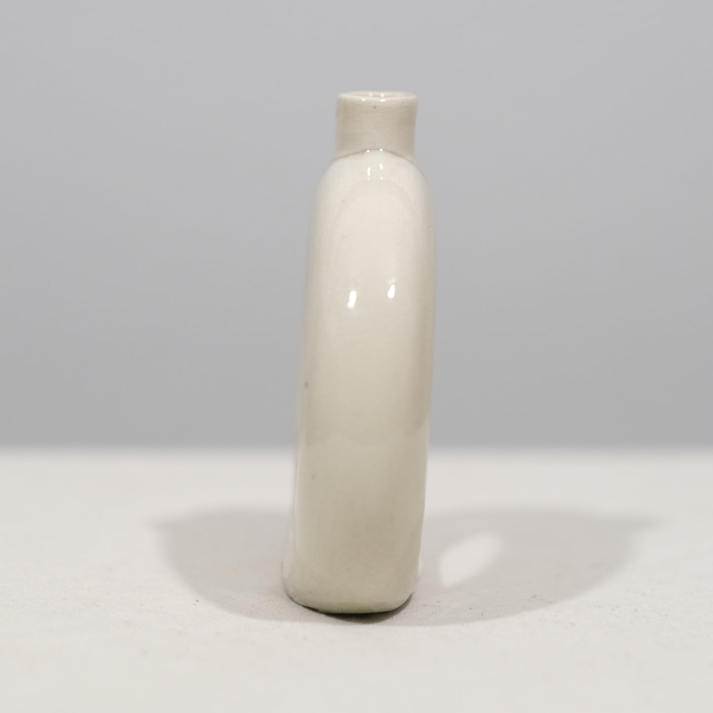 White Crackled Donut Vase