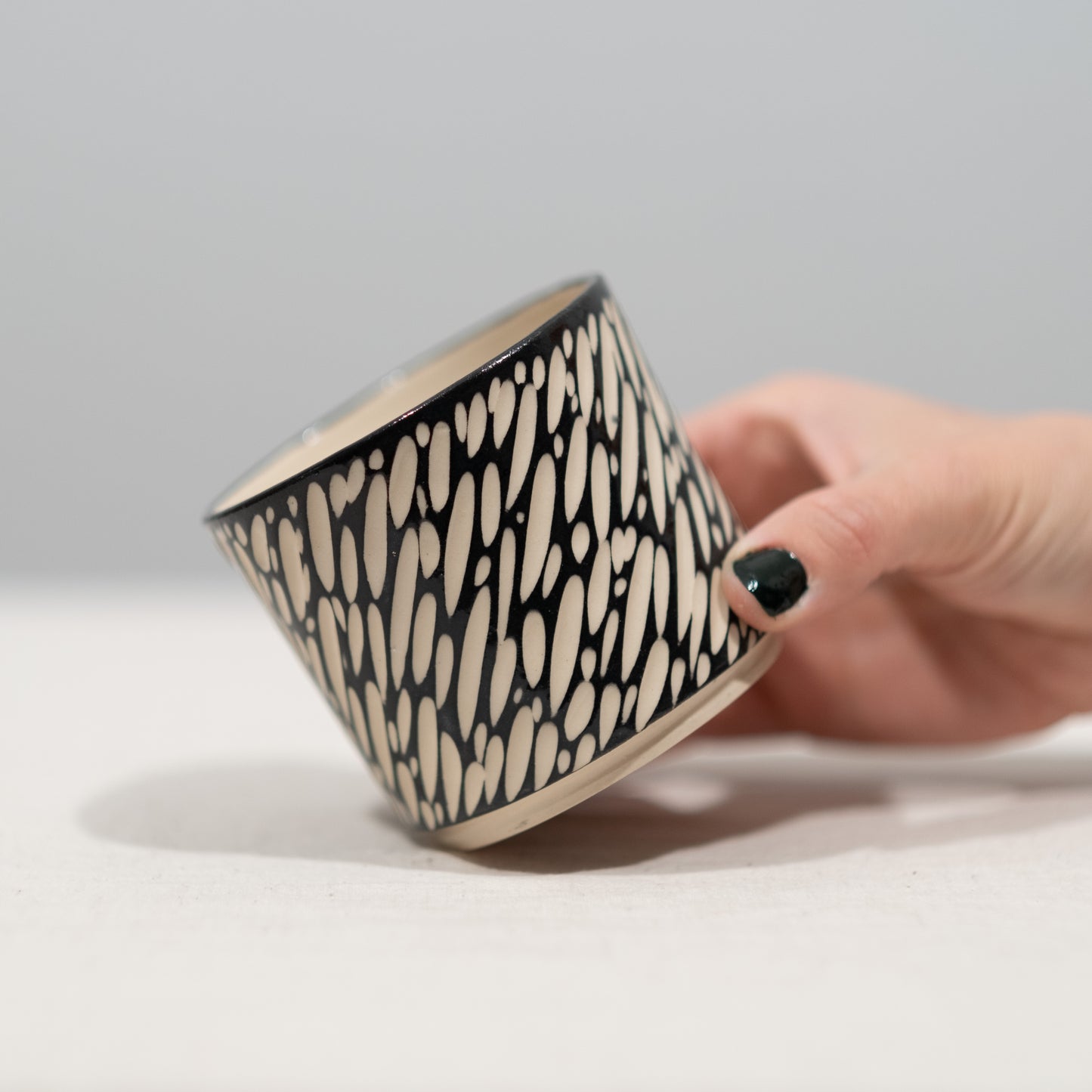 Black and White Sgraffito Carved Tumbler